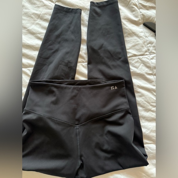 Free Assembly - Black High Waist 7/8 Leggings - Size Small - Picture 3 of 6